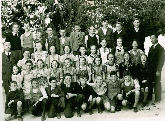 17_Schulklasse_1945